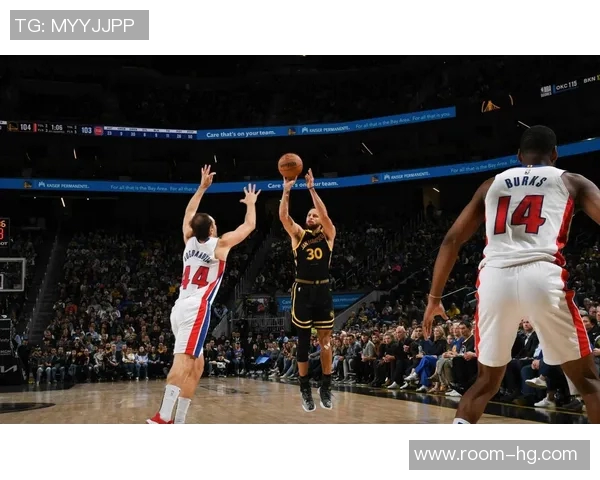 杰明表现出色关键时刻三分助力球队逆转胜利砍下12分6篮板5助攻